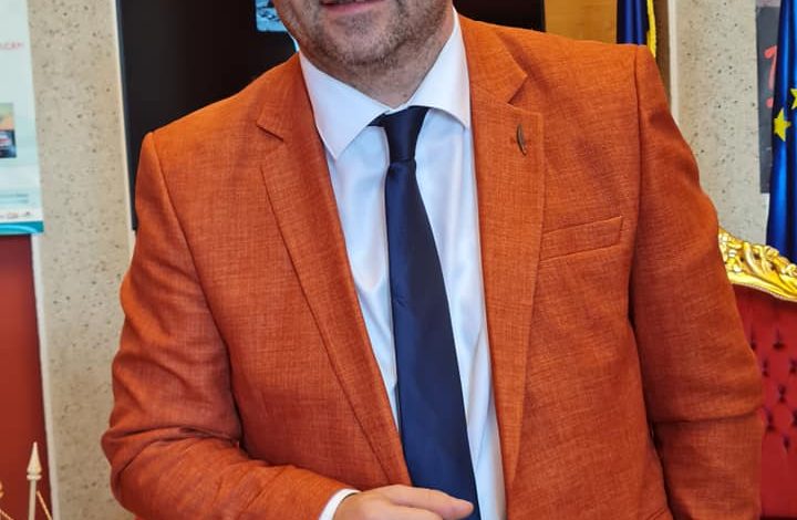 Photo of Managerul Felix Goldbach intră în forță cu noua stagiune de la  Teatrul Al.Davila