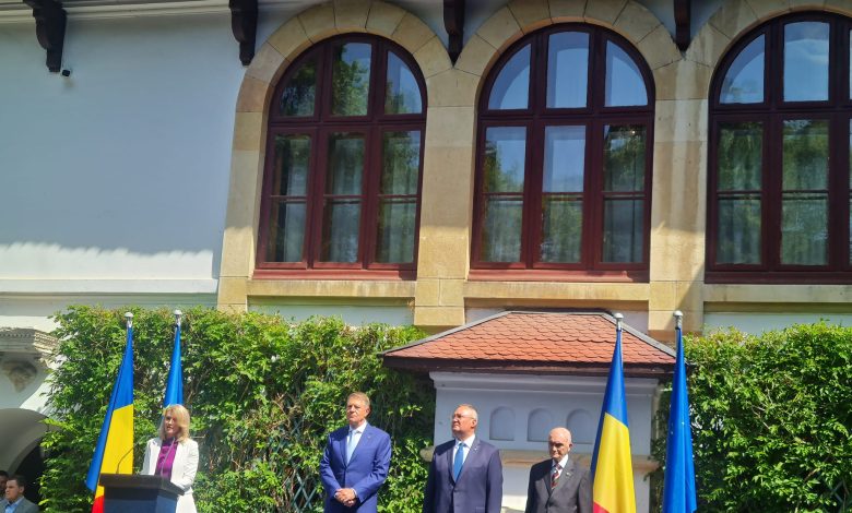Photo of Ziua PNL cu președintele României, premierul Ciucă și sute de liberali care au răspuns la invitația Alinei Gorghiu