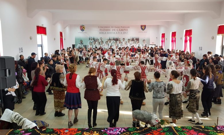 Photo of Hora ca la Bârla- un dans din vremuri neștiute și o petrecere câmpenească autentică pe 7 august 2022
