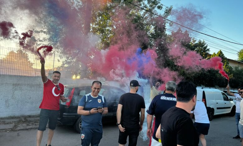 Photo of Atmosferă incredibilă a suporterilor turci din Pitești