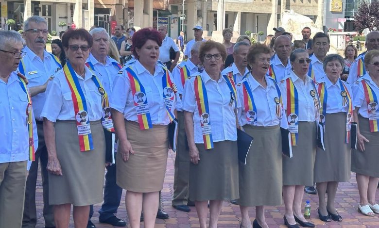 Photo of Ziua Imnului Național la Pitești