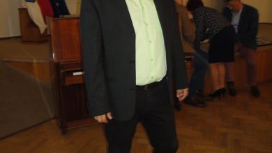 Photo of CE ÎȘI VOR CUMPĂRA DIN SALARIILE NESIMȚITE DIRECTORII PRIMĂRIEI PITEȘTI