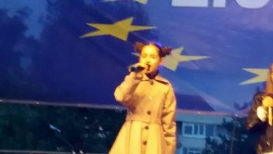 Photo of UITE CE DIRECTOR DIN PRIMĂRIA PITEȘTI ARE CEA MAI TALENTATĂ FETIȚĂ