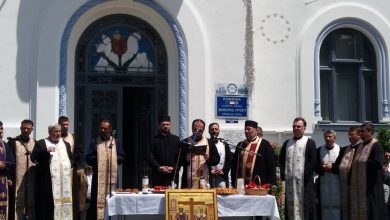 Photo of BISERICA-CEL MAI BUN MAGNET DE STRÂNS OAMENI AL PRIMĂRIEI PITEȘTI
