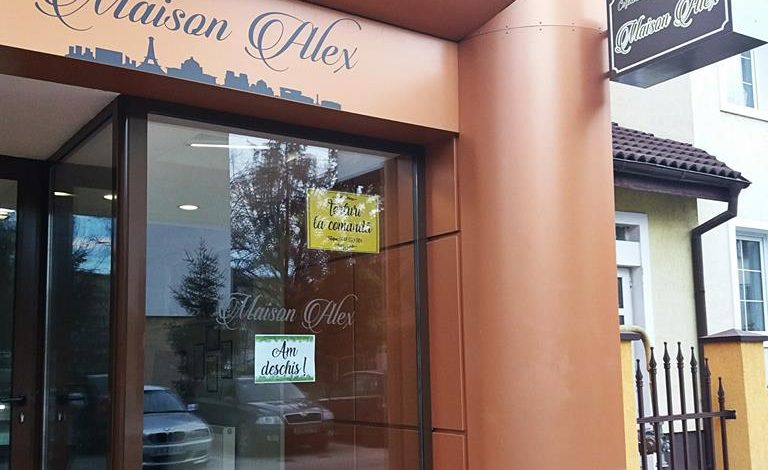 Photo of PATISERUL DE LA PARIS CARE ÎȚI COLOREAZĂ SĂRBĂTORILE