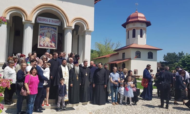Photo of ÎNALT PRELAT ORTODOX PREZENT LA ȘTEFĂNEȘTI