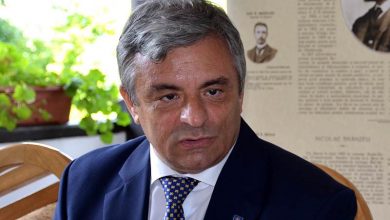 Photo of MIUȚESCU SARE LA JUGULARA INSTITUȚIILOR DE CULTURĂ DIN ARGEȘ