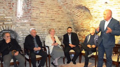 Photo of DE PE MARILE ECRANE AU COBORÂT ÎN BECIUL DE LA GOLEȘTI