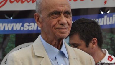 Photo of GHEORGHE CEAUȘU OMAGIAT LA BIBLIOTECA JUDEȚEANĂ DE DAN PURIC ȘI LAURENȚIU DAMIAN