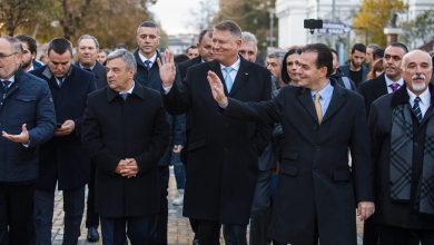 Photo of IOHANNIS ȘI DĂNCILĂ -UMĂR LA UMĂR ÎN ARGEȘ